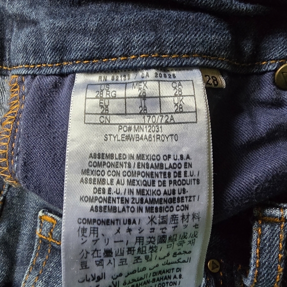 #240 Women's Guess Curvy Sophia Skinny Jeans - Picture 8 of 10